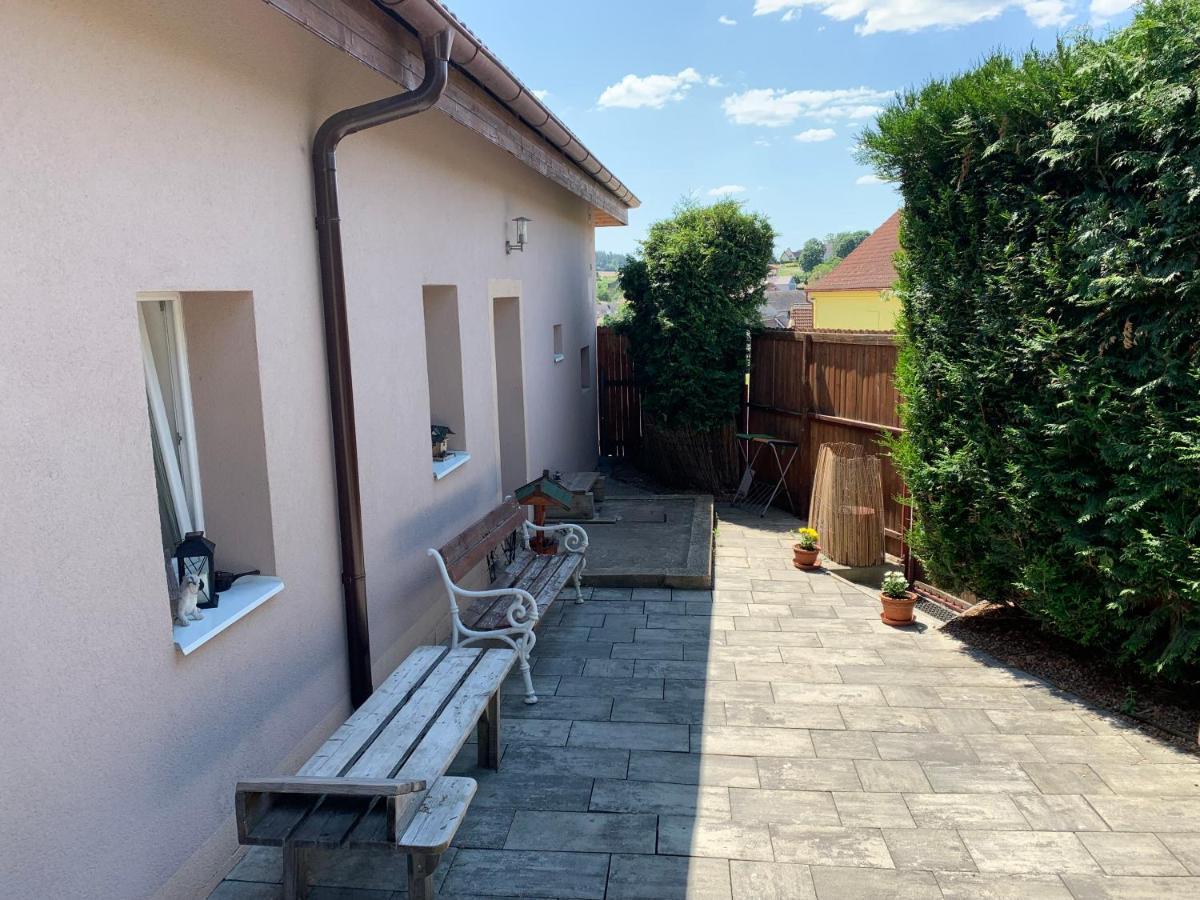 Apartmany Na Vrsku Pilsen Exterior foto